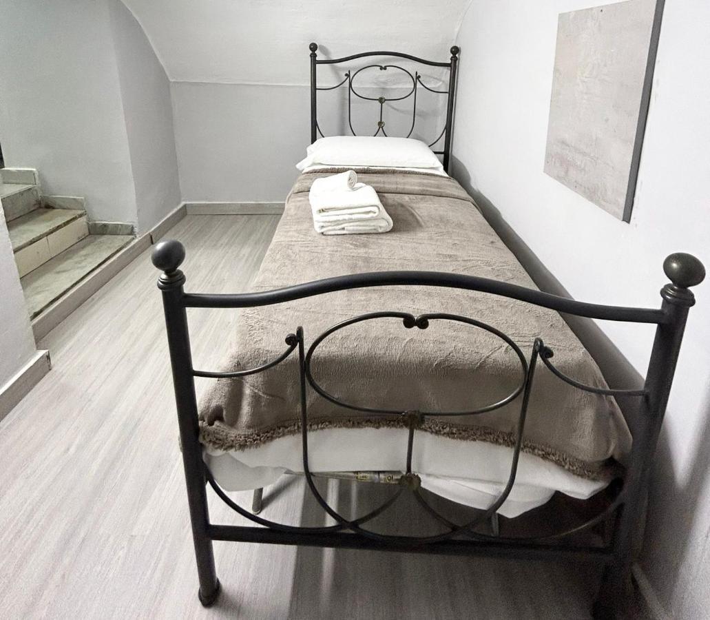 Pontenuovo 6e8 House Neapel