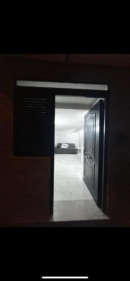 Pontenuovo 6e8 House * Neapel